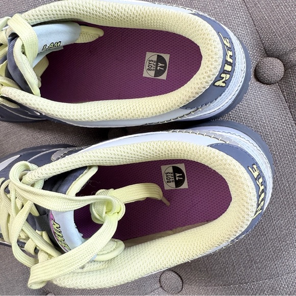 Nike Dunk Low Halloween I Am Fearless Boy 7Y Kids Sneakers in Blue and Lime - Picture 7 of 13